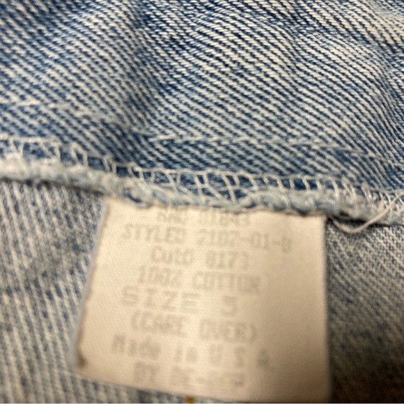 BE BOP Denim Women's Shorts with Tie Belt Light Wash Size 5 - Picture 4 of 7